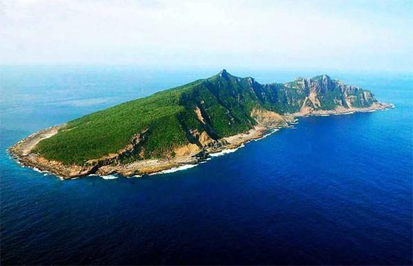 东海爆发激烈对峙，中韩海警正面交锋，这笔迟到25年的账该算了