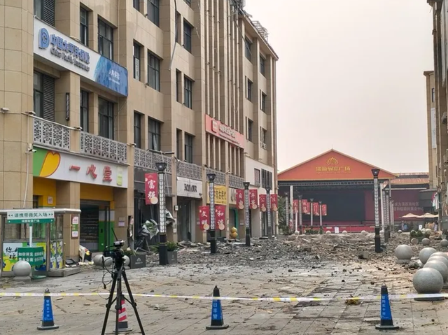 强过汶川地震？中国救援医疗队连夜组团驰援！专家：相当于上千个原子弹爆炸的威力，可能造成数万人遇难！