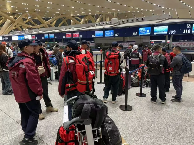 强过汶川地震？中国救援医疗队连夜组团驰援！专家：相当于上千个原子弹爆炸的威力，可能造成数万人遇难！