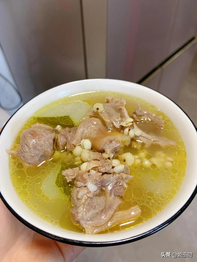 “睡眠不好，多是肝火旺”，建议多吃这4种汤，清肝火、助睡眠！
