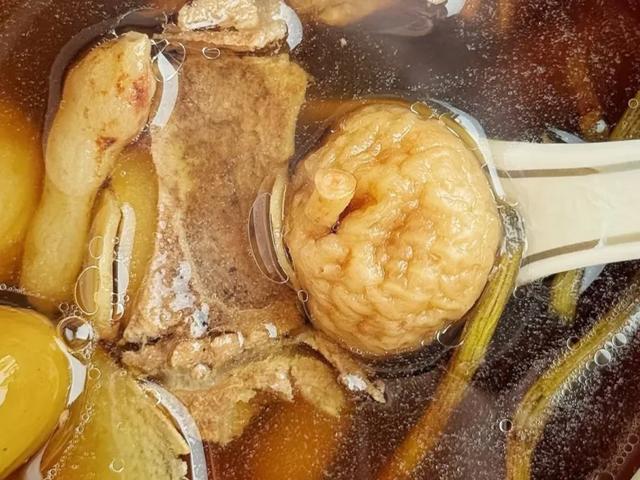 春天肝火旺，八道汤可以多喝，疏肝养肝，清除虚火，老少都爱喝