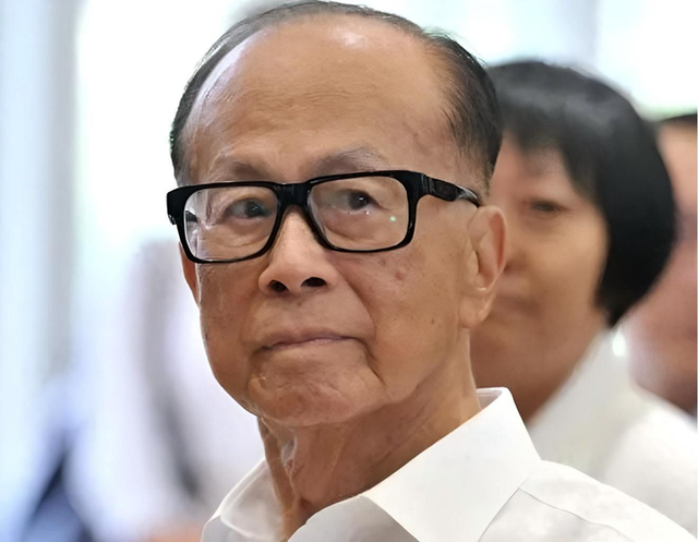 李嘉诚卖港口陷入两难！官方插手签约延迟，4家公司蒸发781亿港元