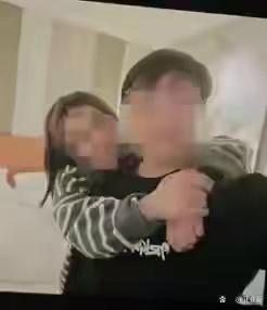 妻子举报上海一财政局主任科员出轨副科长，露骨聊天记录流出