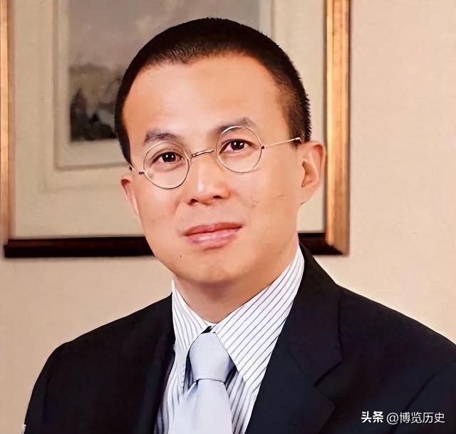 开始害怕了？官方出手后，李嘉诚开始准备后手：次子所有业务独立