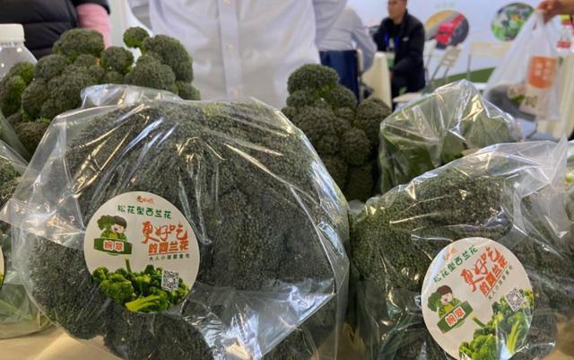 水果也塌了，央视曝光5大“水果骗局”，越看越害怕，别再踩坑了