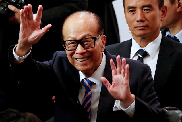 最后三天，李嘉诚仍不听劝阻，中央和港府同时行动，让其无法脱身