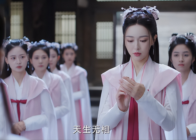 夫妻本是同林鸟，但抱歉，这次罗晋也救不了“高高在上”的唐嫣