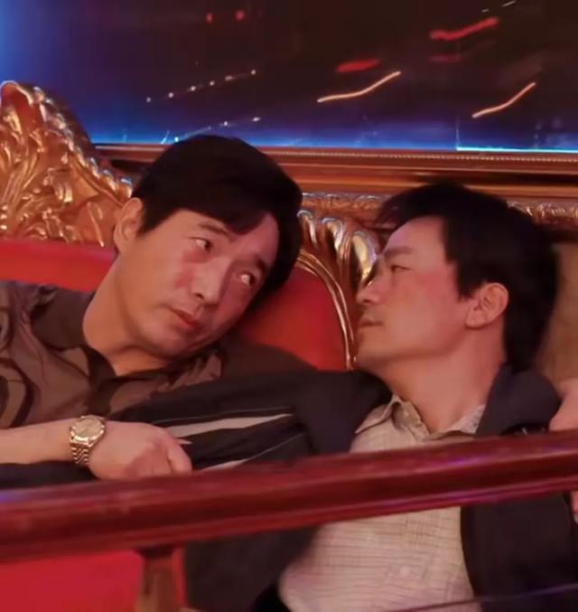 这次被央媒“点名”的王宝强，暴露真实处境，原来徐峥真的没说错