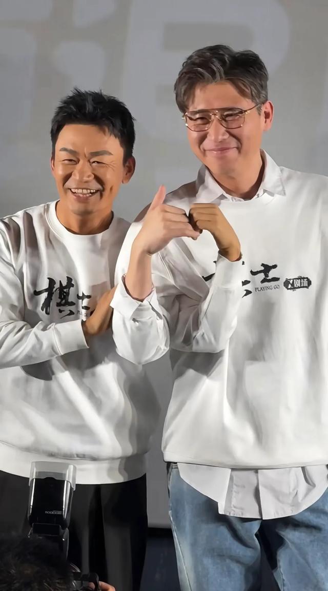 这次被央媒“点名”的王宝强，暴露真实处境，原来徐峥真的没说错