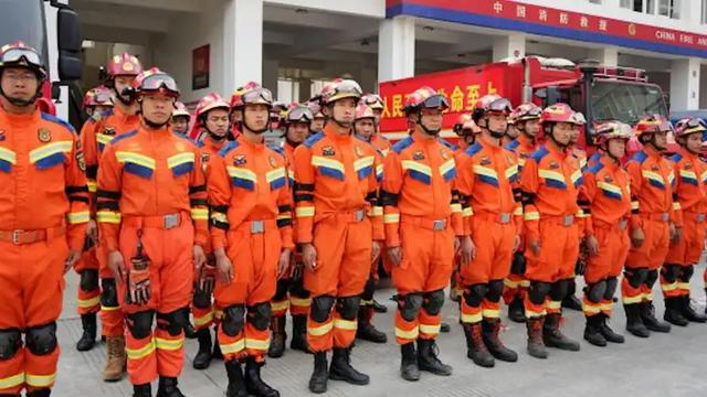 日本专家再次预言，特大地震将近，死伤近 30 万人，距离中国不远