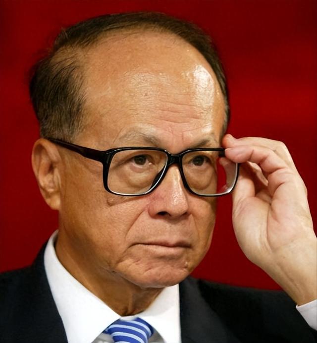最后期限，外交部终于回应，李嘉诚结局已定，190亿美元打水漂