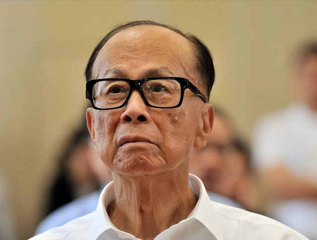 最后期限，外交部终于回应，李嘉诚结局已定，190亿美元打水漂