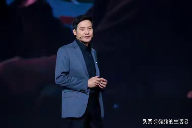 雷军发声回应！遇难者照片被扒，23岁很漂亮，去世前聊天记录曝光