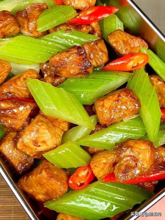 “要想瘦，少吃肉”天暖了发起各人：常吃5样，低脂饱腹不怕胖！