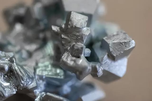 特朗普认怂了？48小时没到，对中国态度急转弯：一个条件减免关税