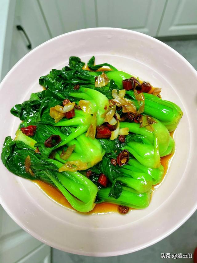 “春养肝，睡得喷鼻
”，春天里常吃8道菜，排除垃圾，身材好