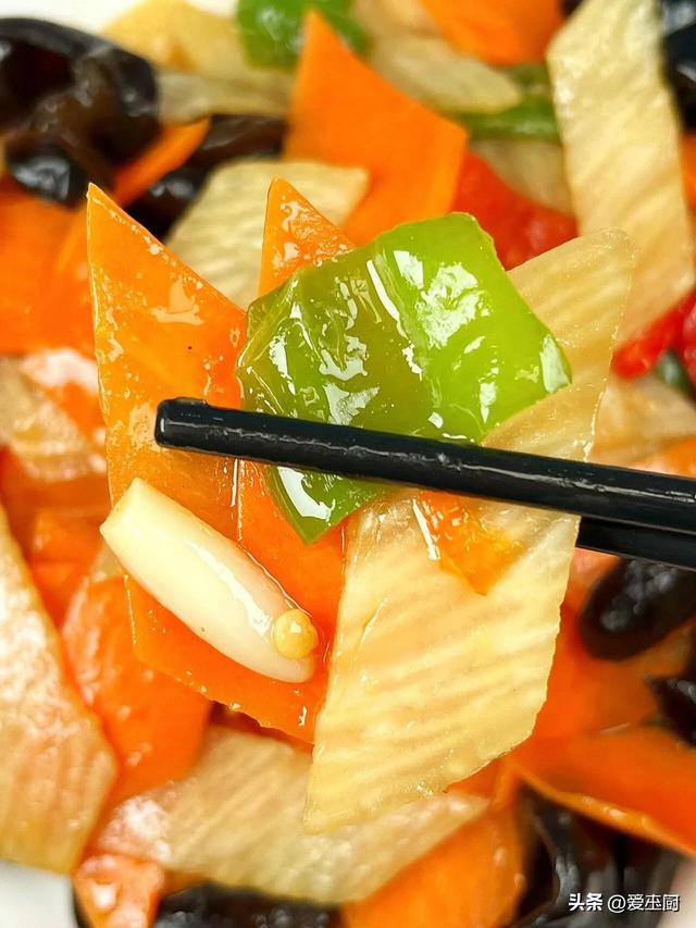 “春养肝，睡得喷鼻
”，春天里常吃8道菜，排除垃圾，身材好