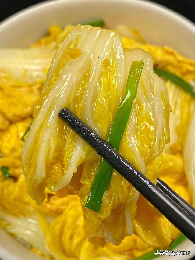 百病不离肝！肝脏最爱的一道菜，每周吃3次养肝排毒，开胃又解馋