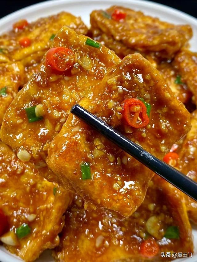 豆腐最解馋的6种做法，百吃不厌，上桌孩子们都抢着吃