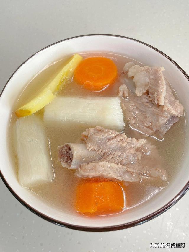 “4月一碗汤，湿气跑光光”发起常喝这汤，祛湿健脾，利益多