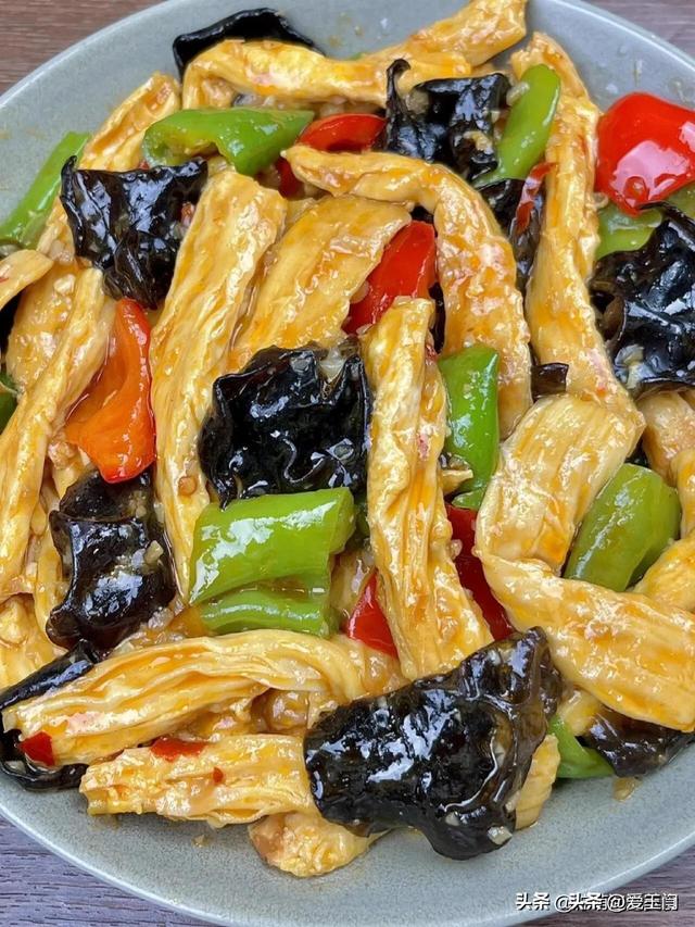 自带“黄体酮”的食物
，三天两头吃1次，还你少女脸，比护肤品强
