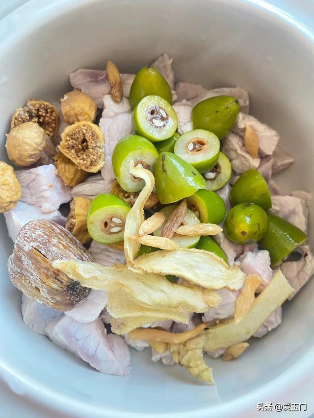 肠胃不适常积食，常吃4道清肠菜，清肠通便，健脾养胃过春天