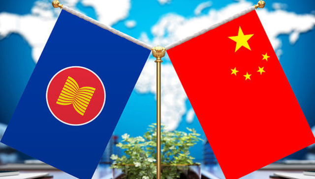 一步错步步错，特朗普忽然取消一项决议
，30多国要跟中国同一战线