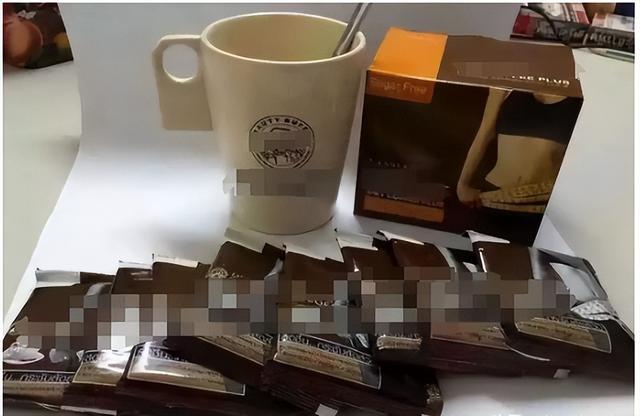 咖啡也塌了！央视曝光这些“造假咖啡”，越看越难受，还敢喝吗？