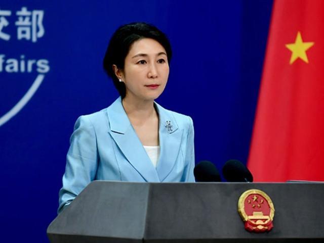 被中方说中，纸山君
一戳就穿，美国传来好消息，特朗普骗了全天下