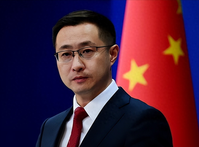 被中方说中，纸山君
一戳就穿，美国传来好消息，特朗普骗了全天下