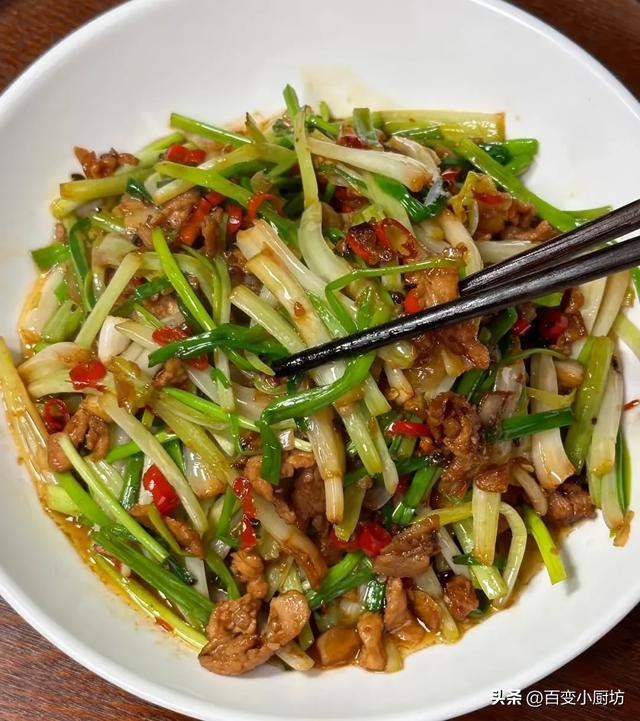 不花钱的野菜，打通血管，农村遍地都是，现在吃合法时！