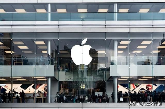 特朗普又变脸！发文责怪中国，取消千亿关税宽免，中方：天塌不了