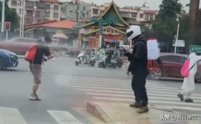 太丢人！云南泼水节上演恶心一幕，男子做法惹公愤
，了局很解气
