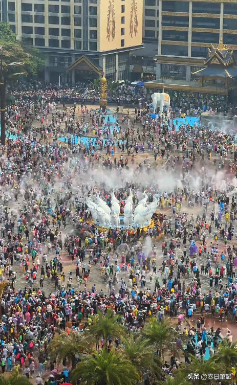 太丢人！云南泼水节上演恶心一幕，男子做法惹公愤
，了局很解气