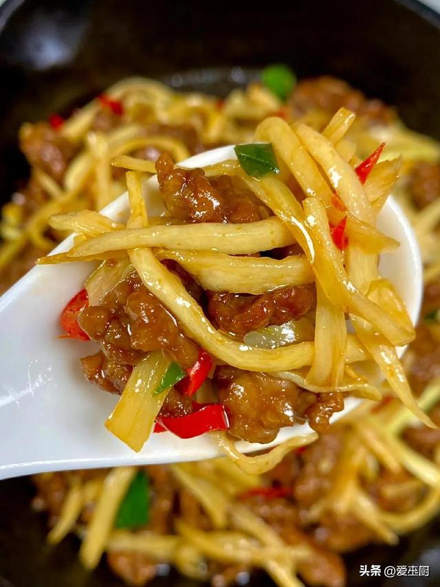 它被称为“肠道推粪机”！多吃它，补虚健脾，一口含多种氨基酸