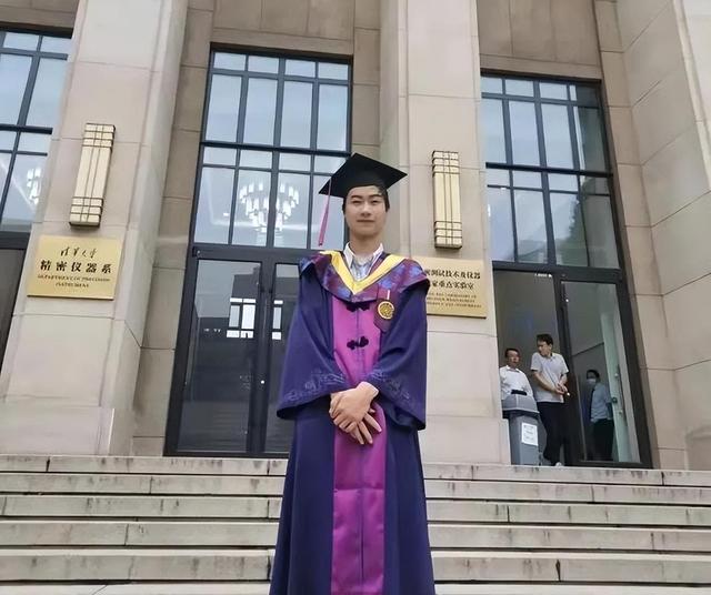 科研报国！此次
被人平易近
日报“点名”的庞众望，让全体
人另眼相看
！