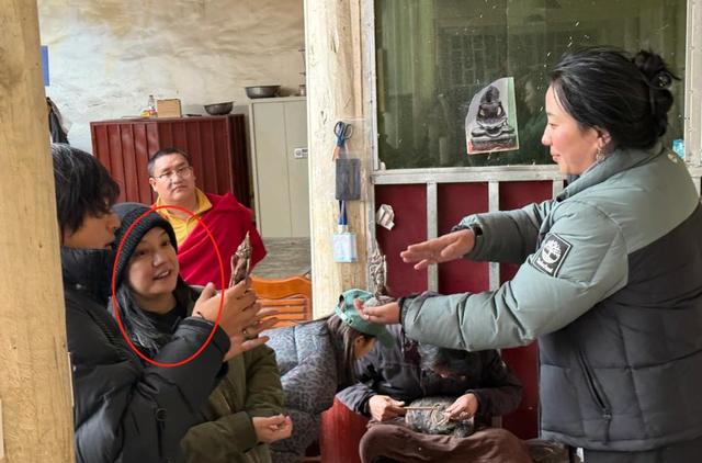 赵薇：封杀四年，古迹婚姻全失落

败，网友晒出近照大变样