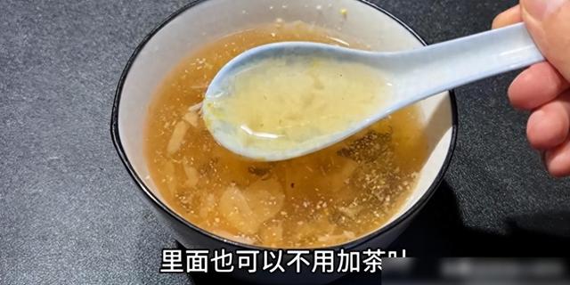 年夜
蒜搭配蜂蜜，感化
真厉害，解决了许多男男女女的年夜
烦末路
，很管用