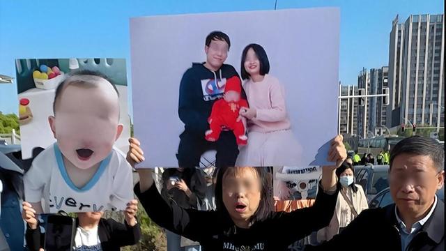 难怪撞逝世


人还敢嚣张，景德镇车祸凶手父亲被扒，果然不简朴