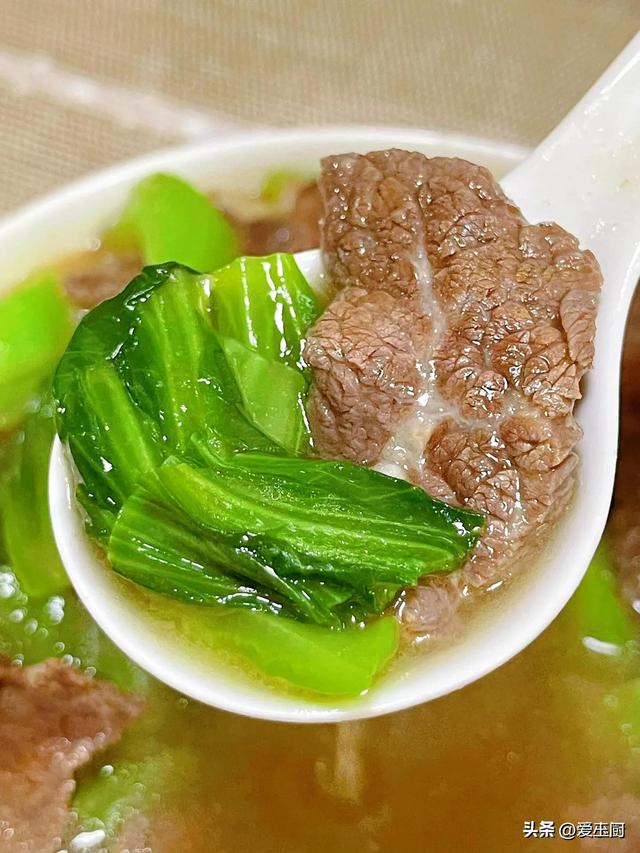 就寝欠好，年夜
多是肝火旺，建议春季多吃这5道菜，清肝火助就寝