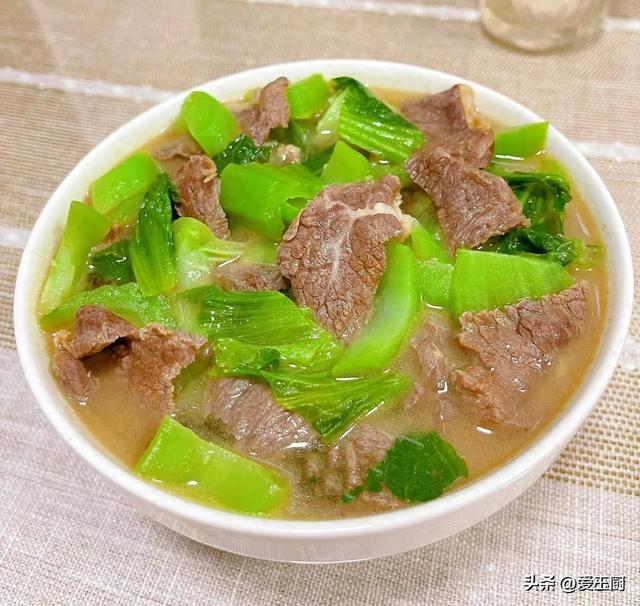 就寝欠好，年夜
多是肝火旺，建议春季多吃这5道菜，清肝火助就寝
