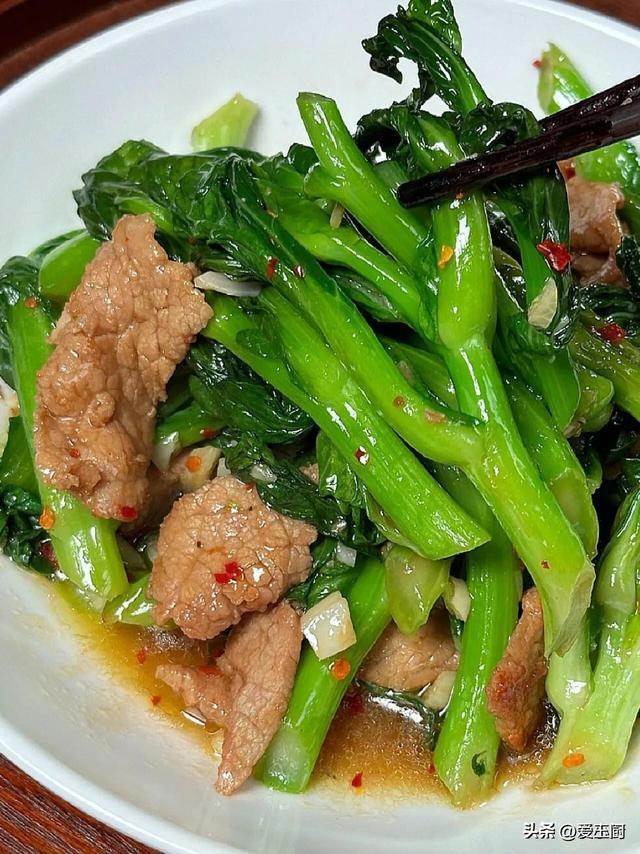 就寝欠好，年夜
多是肝火旺，建议春季多吃这5道菜，清肝火助就寝