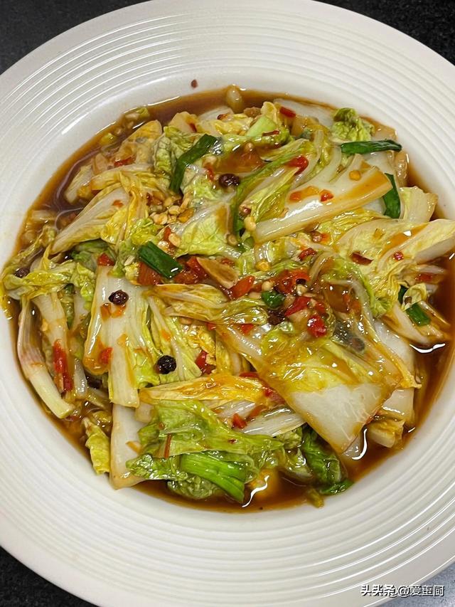 春天，便秘“最怕”5种蔬菜，天天吃点，清肠胃，肚子不再胀胀的