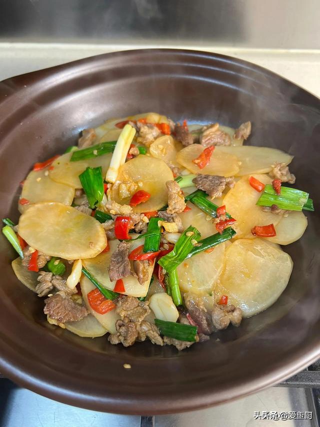 春天，便秘“最怕”5种蔬菜，天天吃点，清肠胃，肚子不再胀胀的