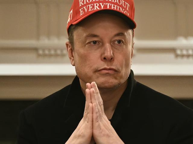 终于签了！卖祖国，咬中方！泽连斯基彻底黑化，特朗普收获满满