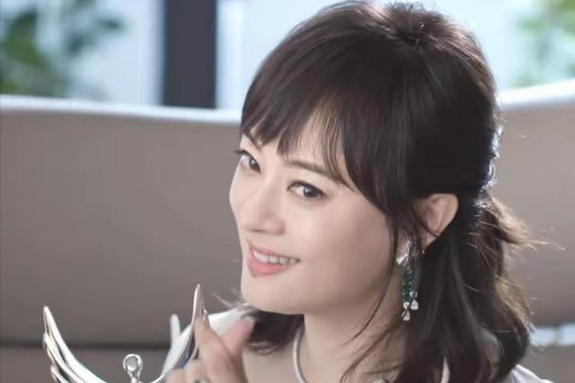 这一次，就连央视也救不了，满脸疲劳且走演技下坡路的孙俪