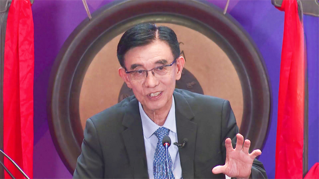 突发！国产芯片设备
巨头中微公司董事长尹志尧放弃美国籍，规复为中国国籍｜硅基天下