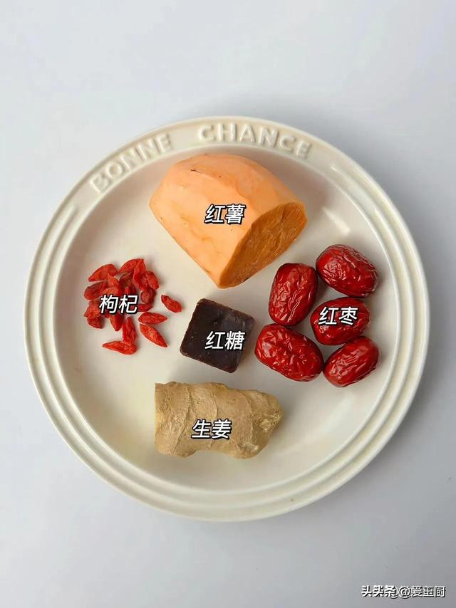 自带“黄体酮”的4种食品，发起45岁后一周吃2次，皮肤水嫩有光泽