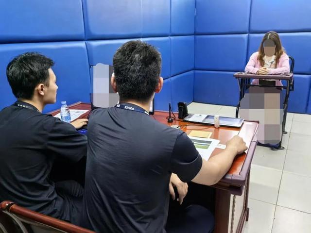 女子伸腿拦高铁后续：官方转达细节，女子身份被扒，结局大年夜

快人心