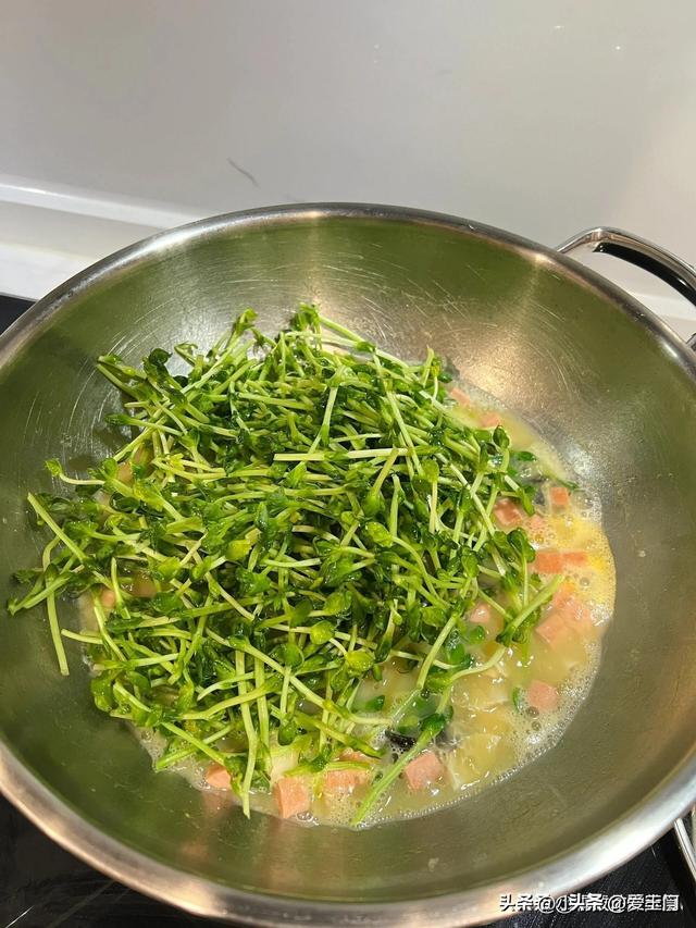 “春季不排毒，一年身体堵”！谷雨前后，多吃4种天然“排毒菜”